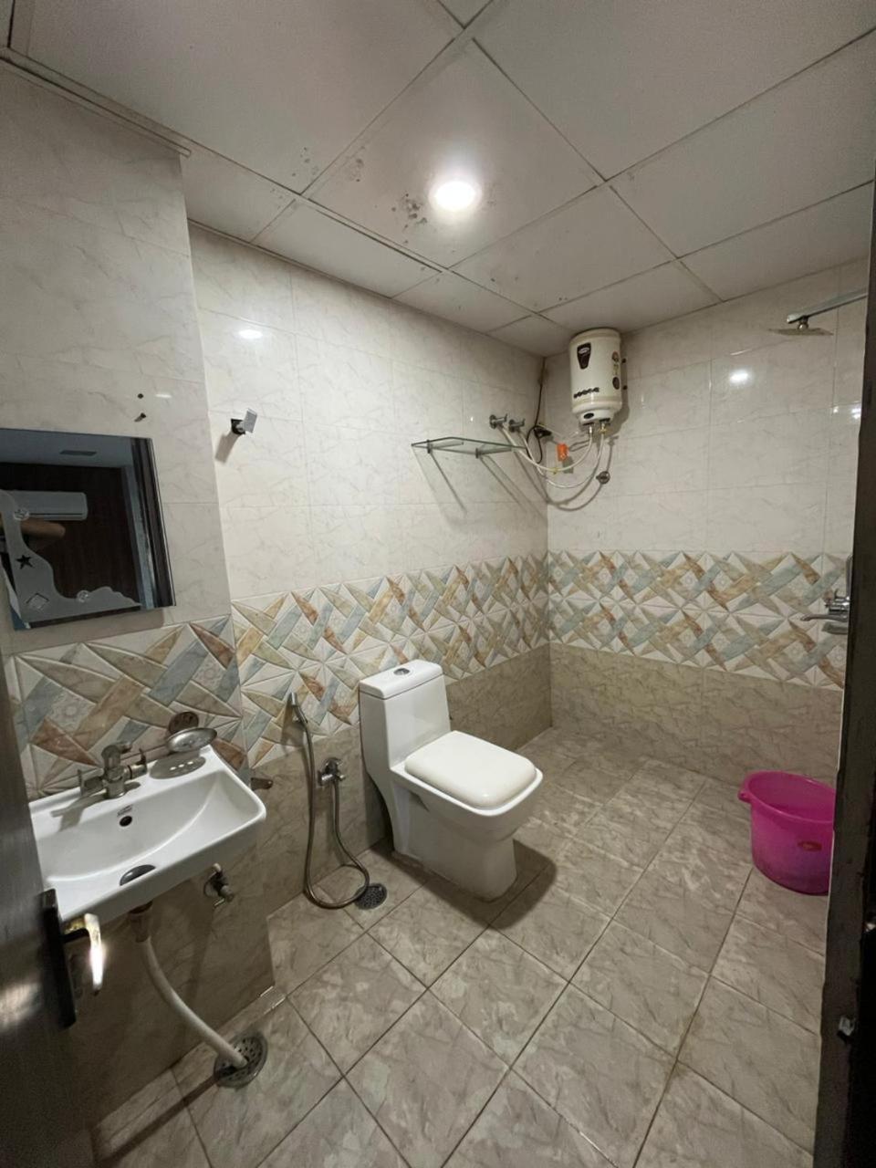 The Airport Residency Hotel 3*